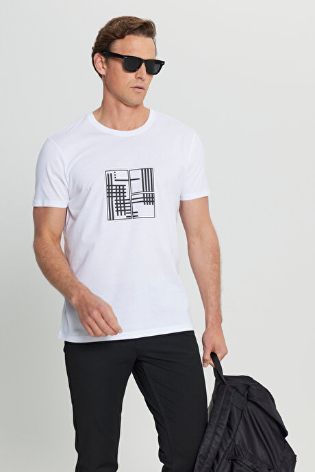 Pamuklu Slim Fit Dar Kesim Baskılı Esnek Beyaz Tişört resmi