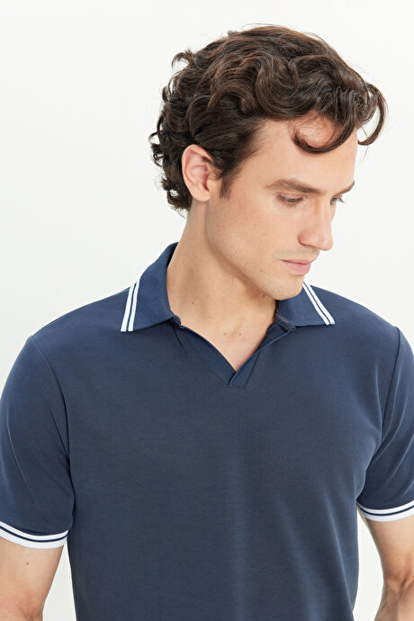 Yumuşak Dokulu Slim Fit Dar Kesim Polo Yaka Lacivert Tişört resmi