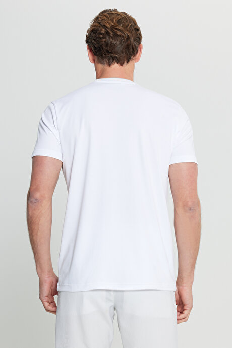 Pamuklu Slim Fit Dar Kesim Polo Yaka Beyaz Tişört resmi