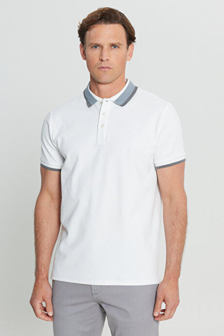 Pamuklu Slim Fit Dar Kesim Polo Yaka Esnek Beyaz Tişört resmi