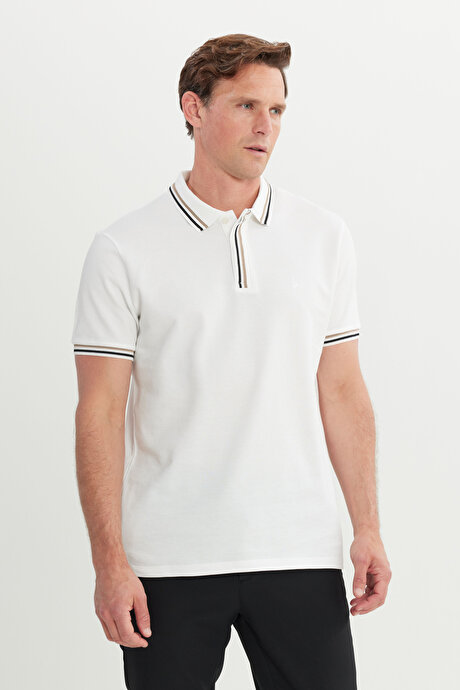 %100 Pamuk Slim Fit Dar Kesim Polo Yaka Beyaz Tişört resmi