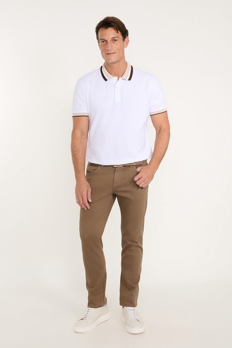 %100 Pamuk Slim Fit Dar Kesim Polo Yaka Beyaz Tişört resmi