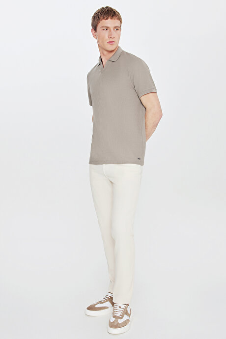 Slim Fit Dar Kesim Polo Yaka Jakarlı Esnek Haki Tişört resmi