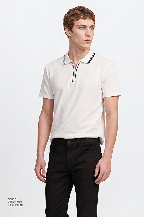 Slim Fit Dar Kesim Polo Yaka Jakarlı Esnek Ekru Tişört resmi
