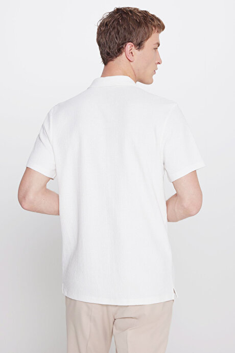 %100 Pamuk Slim Fit Dar Kesim Polo Yaka Jakarlı Ekru Tişört resmi
