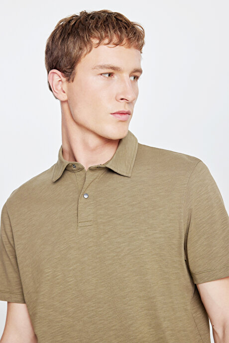 %100 Pamuk Comfort Fit Rahat Kesim Polo Yaka Haki Tişört resmi