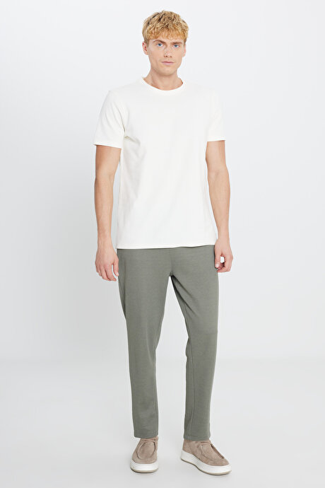 %100 Pamuk Slim Fit Dar Kesim Bisiklet Yaka Jakarlı Ekru Tişört resmi