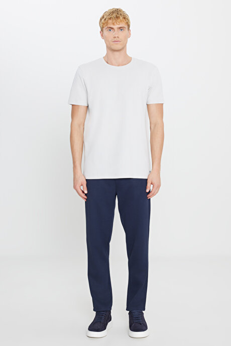 %100 Pamuk Slim Fit Dar Kesim Bisiklet Yaka Jakarlı Gri Tişört resmi