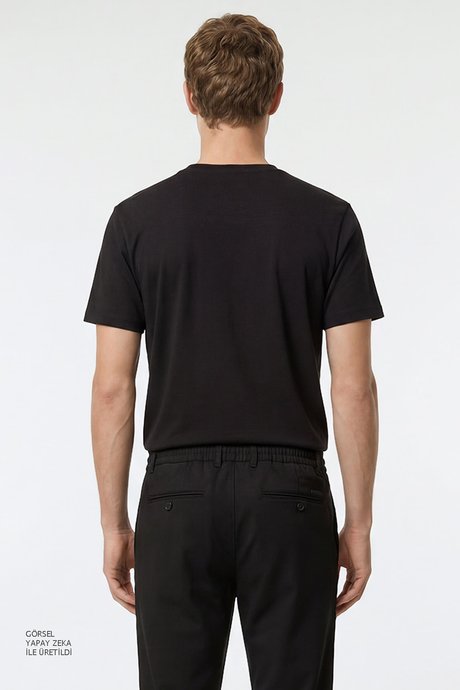 Pamuklu Slim Fit Dar Kesim Bisiklet Yaka Siyah Tişört resmi