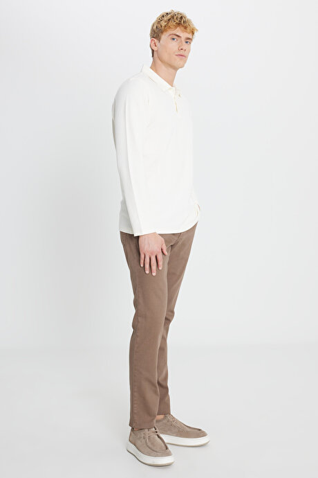 %100 Pamuk Slim Fit Dar Kesim Polo Yaka Jakarlı Ekru Uzun Kollu Tişört resmi