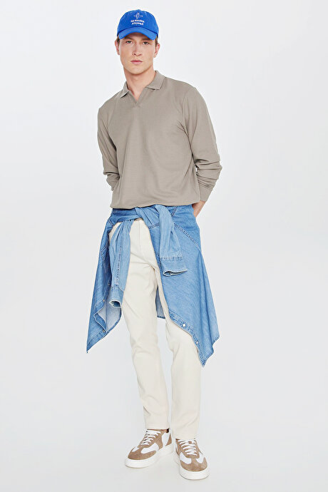 Slim Fit Dar Kesim Polo Yaka Jakarlı Esnek Haki Uzun Kollu Tişört resmi