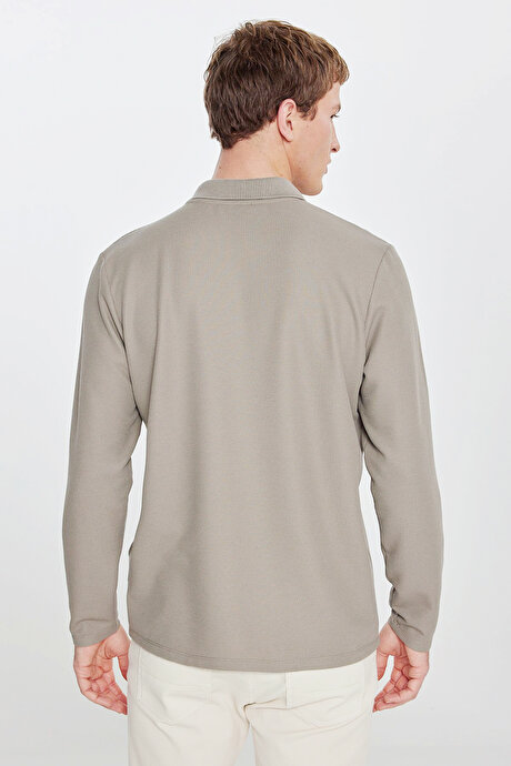 Slim Fit Dar Kesim Polo Yaka Jakarlı Esnek Haki Uzun Kollu Tişört resmi