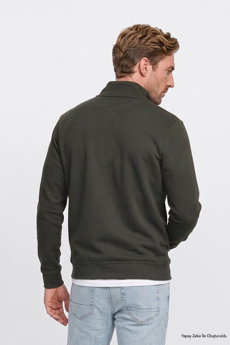 Pamuklu Standart Fit Normal Kesim Bato Yaka Uzun Kollu Koyu Yeşil Sweatshirt resmi