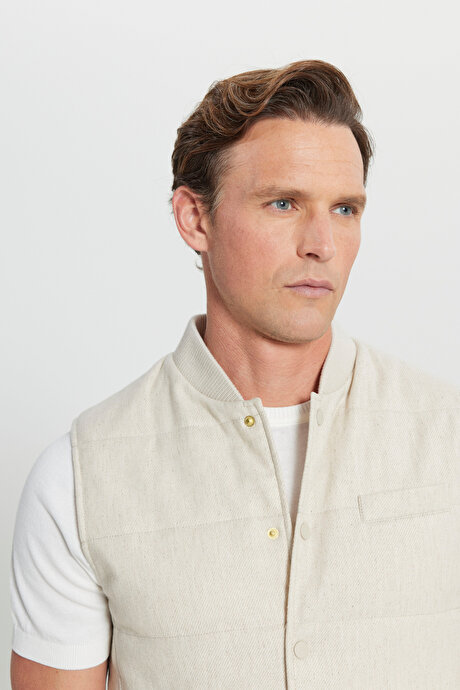 Keten Standart Fit Normal Kesim Dik Yaka Yan Cepli İnce Dolgulu Casual Bej Yelek resmi