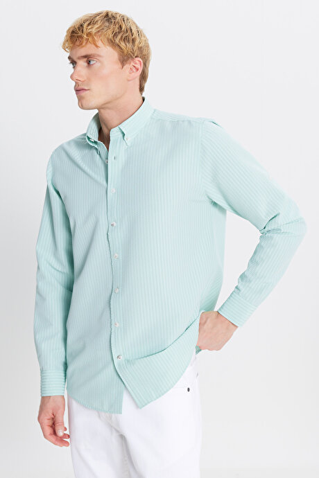 Tailored Slim Fit Dar Kesim Düğmeli Yaka Gofre Desenli Mint Gömlek resmi