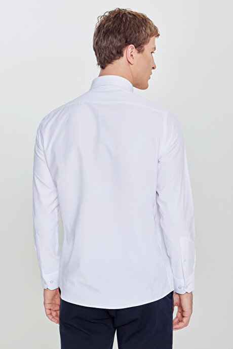 Pamuklu Slim Fit Dar Kesim Gant Yaka Poplin Beyaz Gömlek resmi