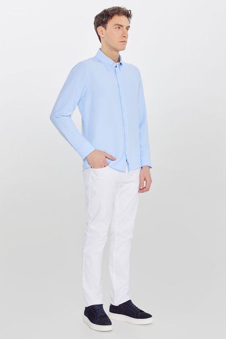 Slim Fit Dar Kesim Düğmeli Yaka Gofre Desenli Açık Mavi Gömlek resmi