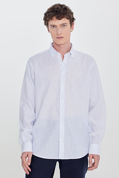 Keten Slim Fit Dar Kesim Düğmeli Yaka Çizgili Beyaz-Açık Mavi Gömlek resmi