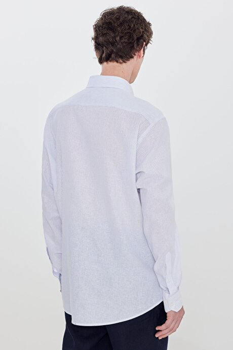 Keten Slim Fit Dar Kesim Düğmeli Yaka Çizgili Beyaz-Açık Mavi Gömlek resmi