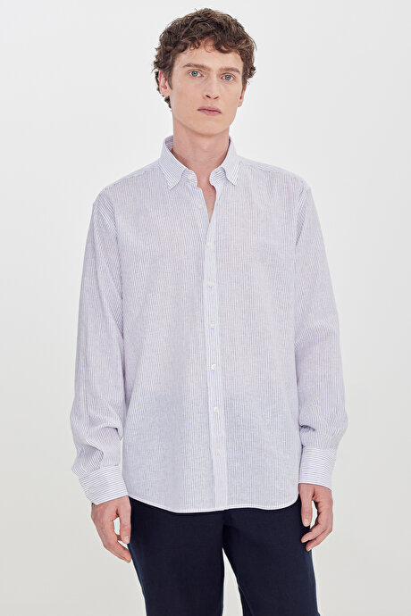 Keten Slim Fit Dar Kesim Düğmeli Yaka Çizgili Beyaz-Lacivert Gömlek resmi