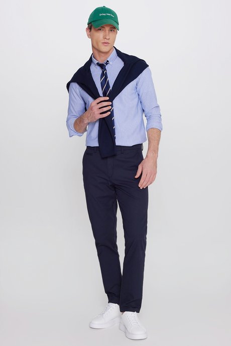 Pamuklu Slim Fit Dar Kesim İtalyan Yaka Oxford Mavi-Beyaz Gömlek resmi