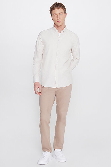 Pamuklu Slim Fit Dar Kesim Düğmeli Yaka Çizgili Beyaz-Bej Gömlek resmi