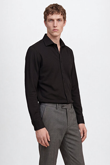 Pamuklu Slim Fit Dar Kesim Klasik Yaka Armürlü Siyah Gömlek resmi