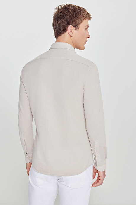 360 Her Yöne Esneyen Pamuklu Tailored Slim Fit Dar Kesim Düğmeli Yaka Örme Bej Gömlek resmi