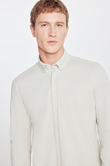 360 Her Yöne Esneyen Pamuklu Tailored Slim Fit Dar Kesim Düğmeli Yaka Örme Haki Gömlek resmi