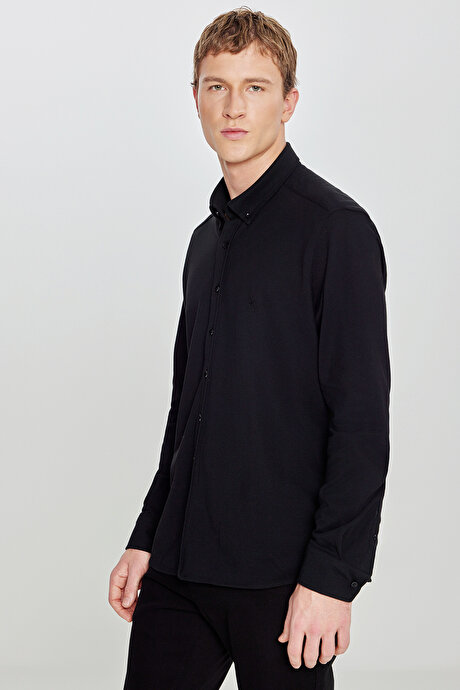 360 Her Yöne Esneyen Pamuklu Tailored Slim Fit Dar Kesim Düğmeli Yaka Örme Siyah Gömlek resmi