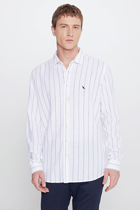 %100 Pamuk Slim Fit Dar Kesim Düğmeli Yaka Çizgili Beyaz-Lacivert Gömlek resmi