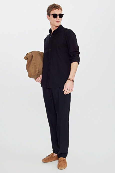 Pamuklu Keten Comfort Fit Düğmeli Yaka Çizgili Siyah Gömlek resmi