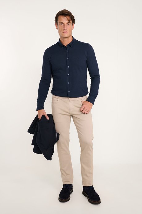 Pamuklu Slim Fit Dar Kesim Düğmeli Yaka Örme Lacivert Gömlek resmi
