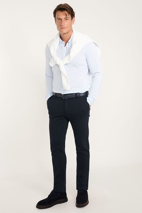 Pamuklu Slim Fit Dar Kesim Düğmeli Yaka Örme Mavi Gömlek resmi