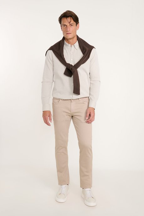 %100 Pamuk Slim Fit Dar Kesim Gizli Düğme Yaka Çizgili Bej-Beyaz Gömlek resmi