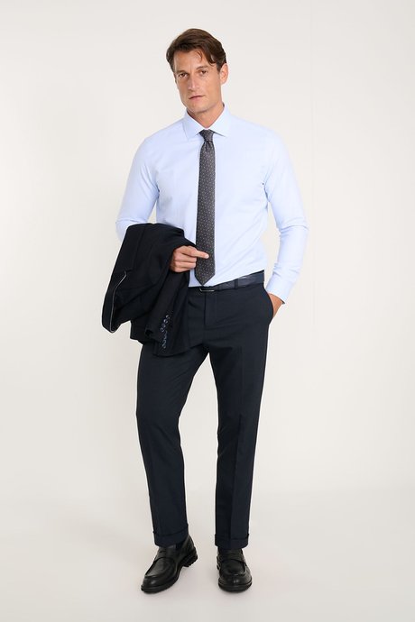 Slim Fit Dar Kesim Klasik Yaka Armürlü Açık Mavi Gömlek resmi