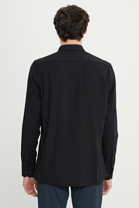 Pamuklu Gabardin Slim Fit Dar Kesim Düğmeli Yaka Esnek Siyah Gömlek resmi