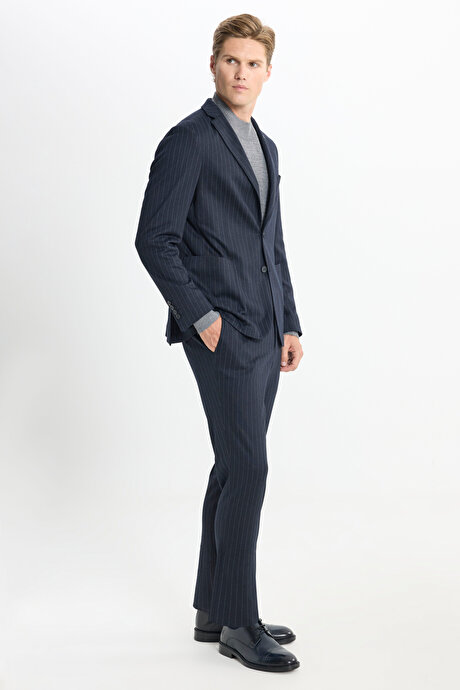 Slim Fit Dar Kesim Mono Yaka Çizgili Torba Cepli Lacivert-Gri Takım Elbise resmi
