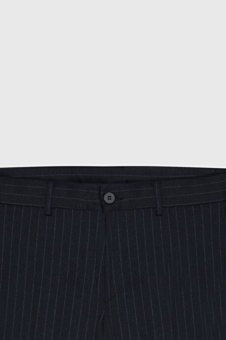 Slim Fit Dar Kesim Mono Yaka Çizgili Torba Cepli Lacivert-Gri Takım Elbise resmi