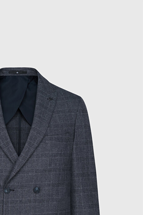 Slim Fit Dar Kesim Kırlangıç Yaka Kareli Kapak Cepli Esnek Koyu Gri Takım Elbise resmi