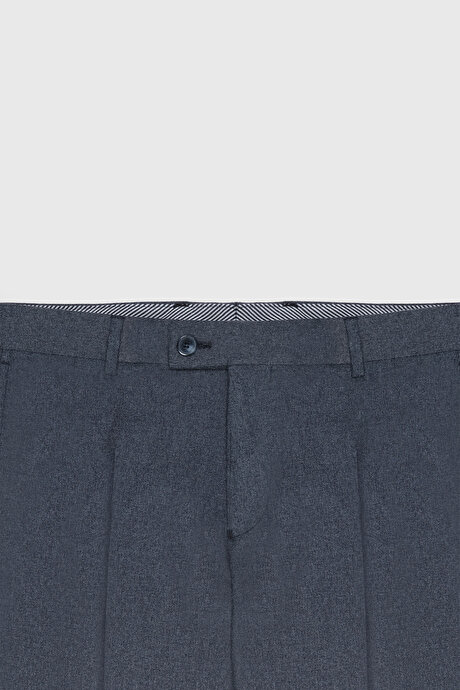 Slim Fit Dar Kesim Kırlangıç Yaka Kareli Kapak Cepli Esnek Koyu Gri Takım Elbise resmi