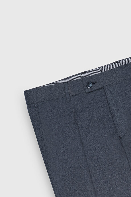 Slim Fit Dar Kesim Kırlangıç Yaka Kareli Kapak Cepli Esnek Koyu Gri Takım Elbise resmi