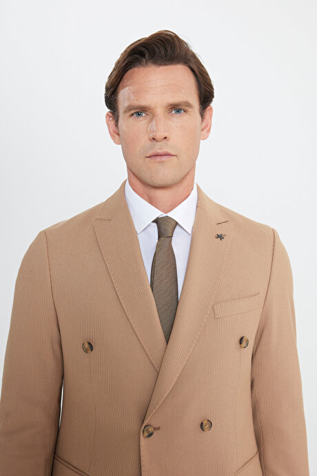 Slim Fit Dar Kesim Kırlangıç Yaka Beli Bağlamalı Çizgili Esnek Kruvaze Camel Takım Elbise resmi