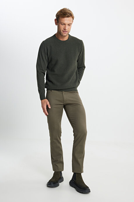 Pamuklu Standart Fit Normal Kesim Bisiklet Yaka Jakarlı Triko Haki Kazak resmi