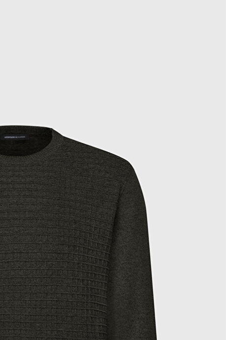 Pamuklu Standart Fit Normal Kesim Bisiklet Yaka Jakarlı Triko Haki Kazak resmi