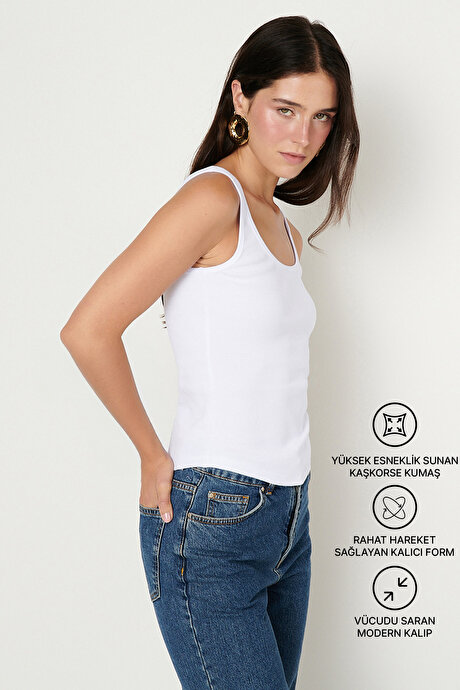 Pamuklu Kaşkorse Yumuşak Dokulu Slim Fit Dar Kesim Bisiklet Yaka Esnek Beyaz TOP & BODY resmi