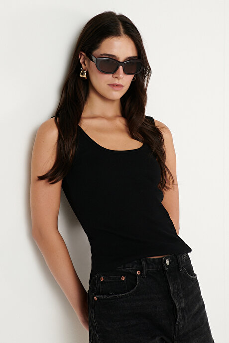 Pamuklu Kaşkorse Yumuşak Dokulu Slim Fit Dar Kesim Bisiklet Yaka Esnek Siyah Body resmi