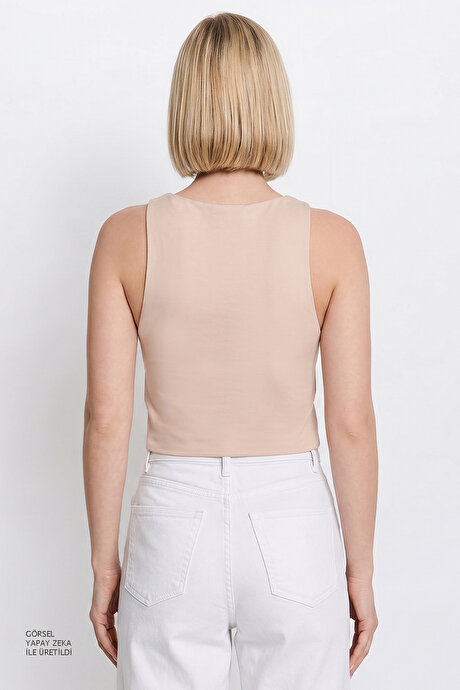 Standart Fit Normal Kesim Bisiklet Yaka Crop Bej Body resmi