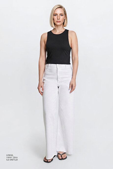 Standart Fit Normal Kesim Bisiklet Yaka Crop Siyah Body resmi