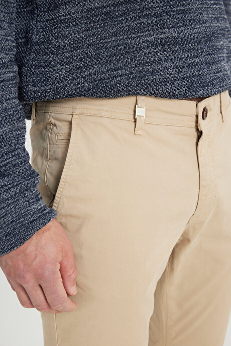 Pamuklu Slim Fit Dar Kesim Yan Cepli Esnek Bej Chino Pantolon resmi